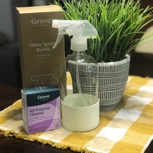 Grove glass spray bottle with cleaner💜